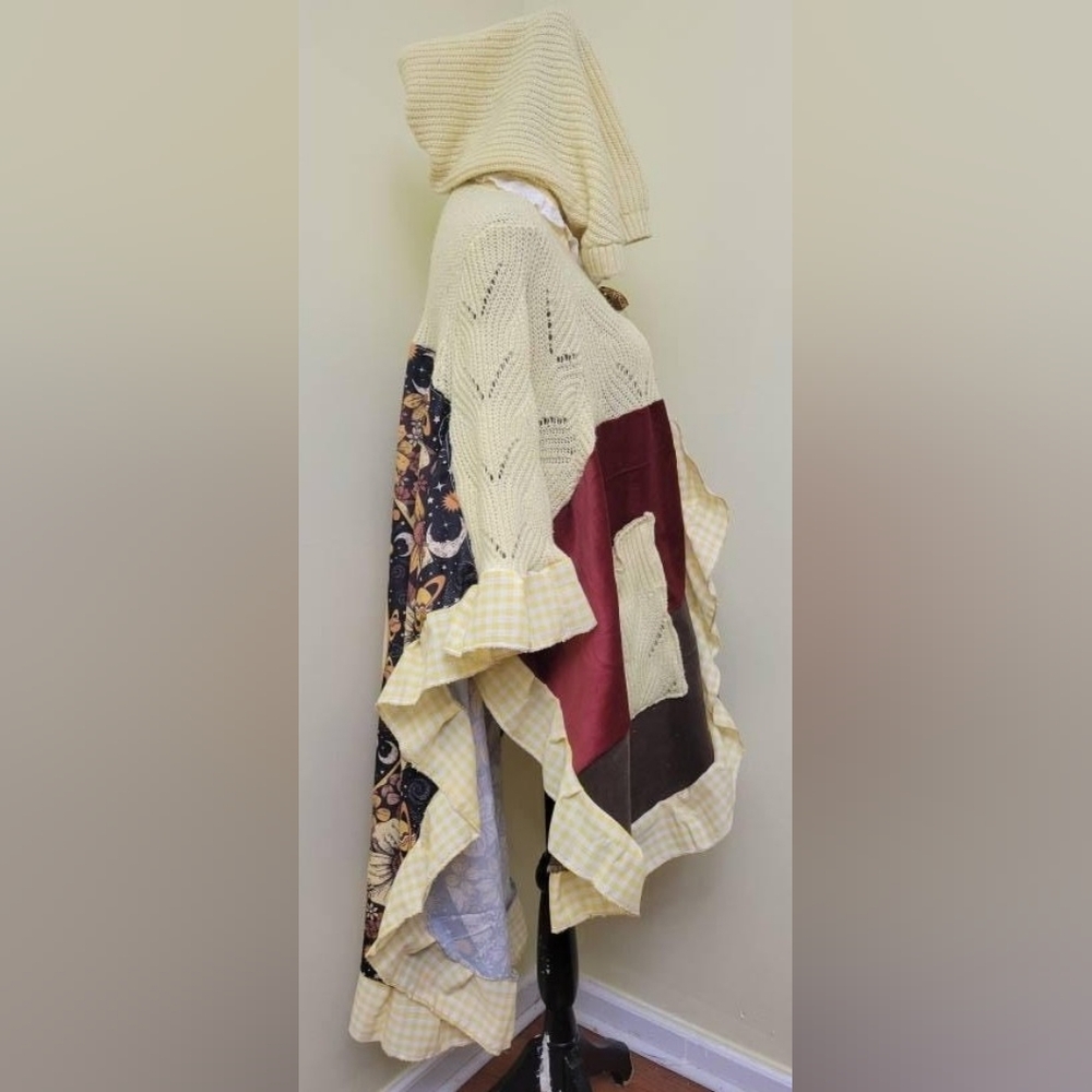 β¨οΈUpcycled Floral, Sun and Moon Women's Sweater Hooded Cloak! - Picture 3 of 9